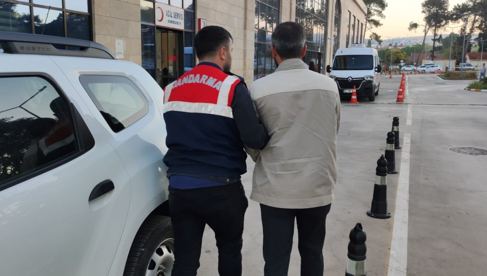ankara merkezli 7 ilde feto operasyonu QhzkJays.jpg
