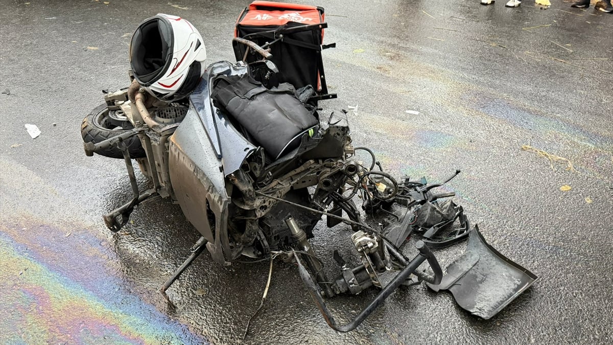 tekirdagda motosiklet ve otomobilin carpistigi kaza kamerada Y6cnvj2W.jpg